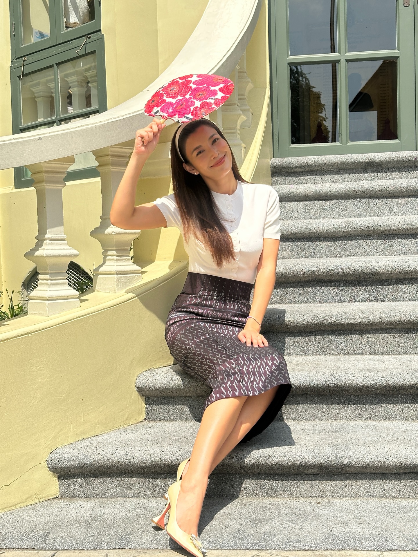 เอมมี่ - มรกต กิตติสาระ