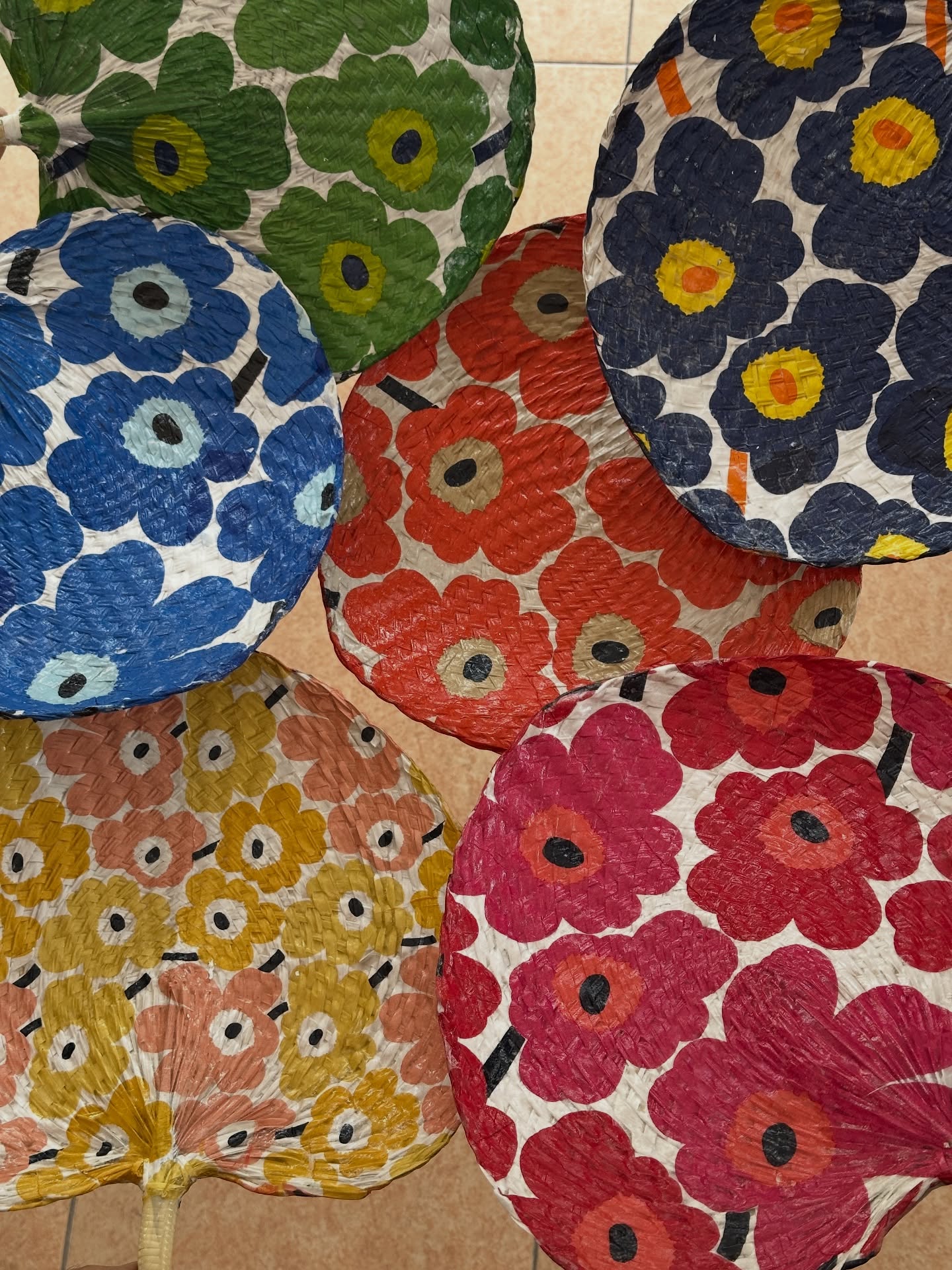 เอมมี่ - มรกต กิตติสาระ