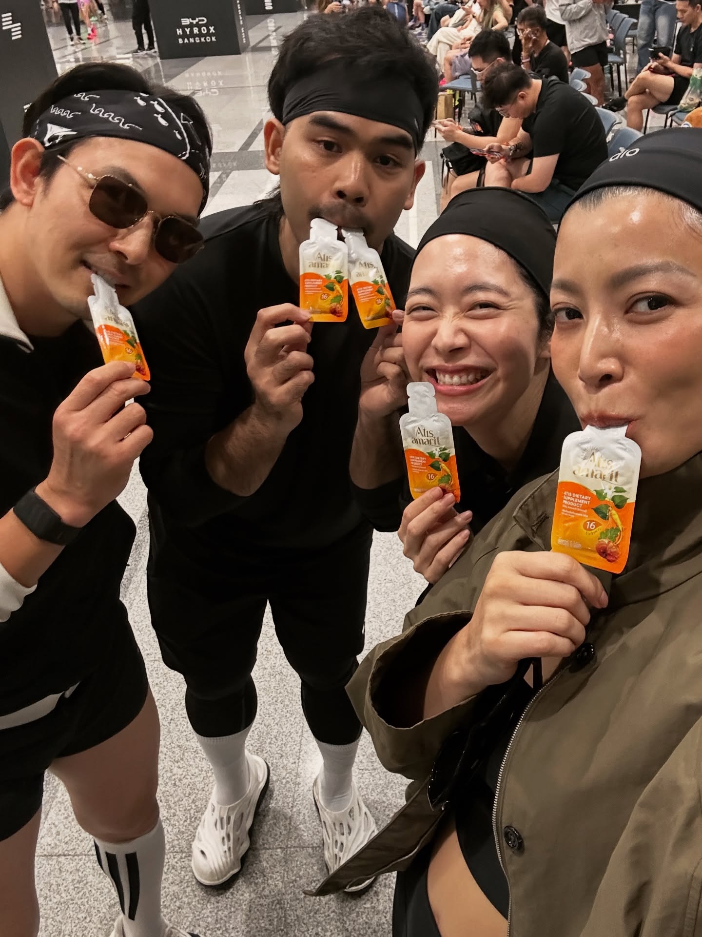 เอมมี่ - มรกต กิตติสาระ