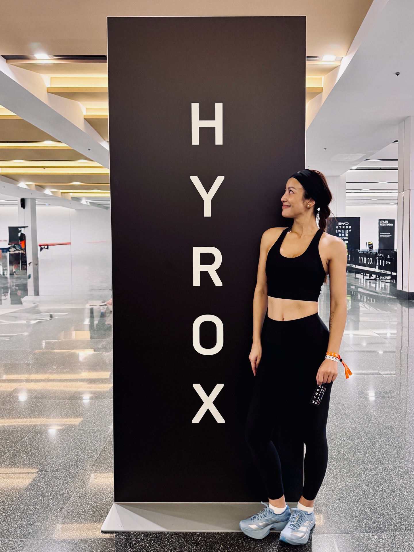 เอมมี่ - มรกต กิตติสาระ