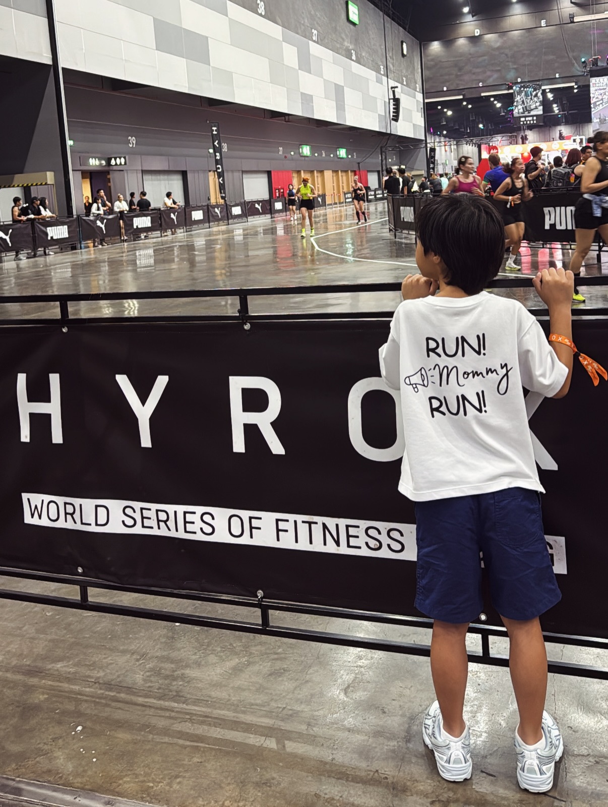 เอมมี่ - มรกต กิตติสาระ