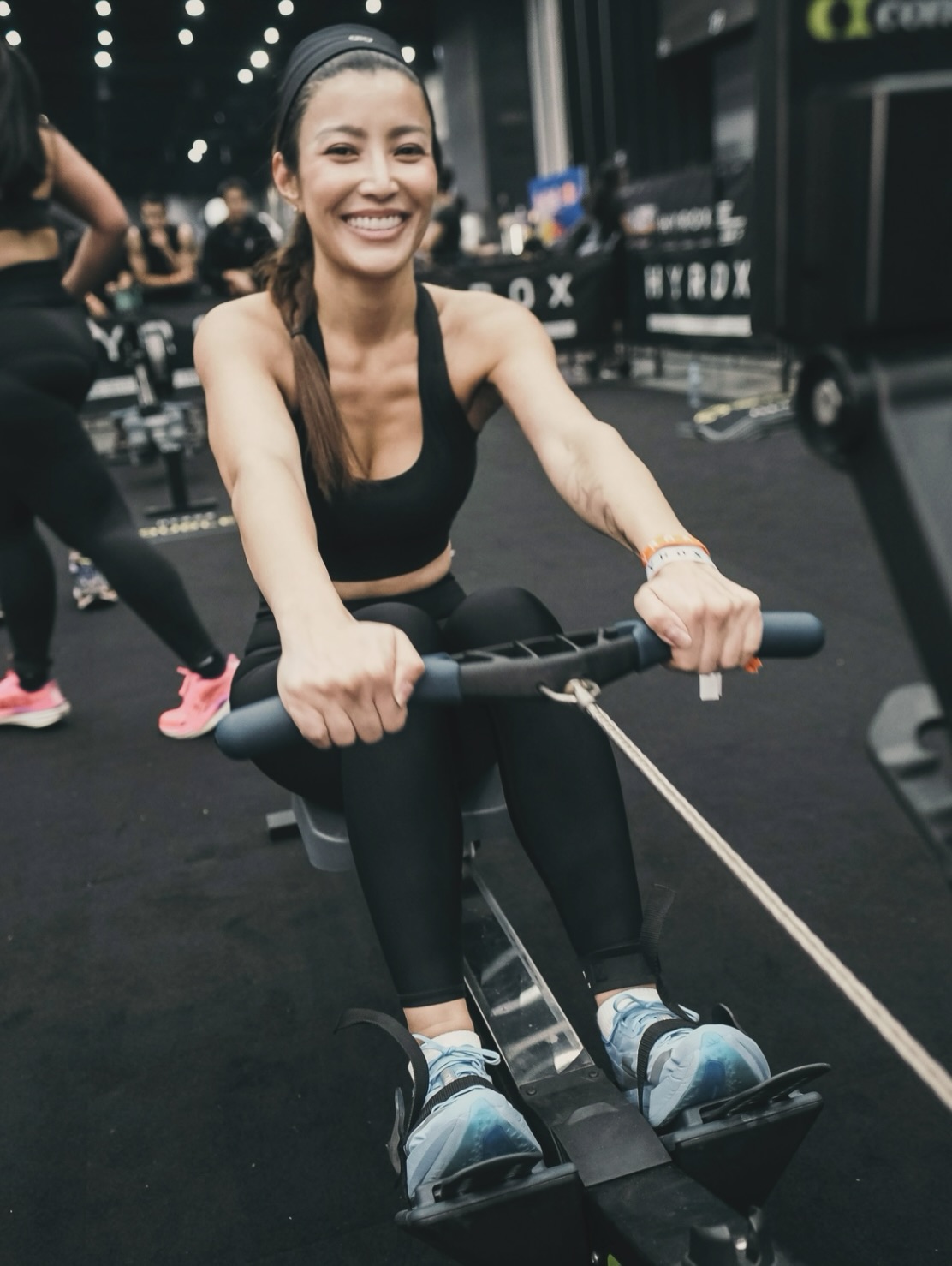 เอมมี่ - มรกต กิตติสาระ