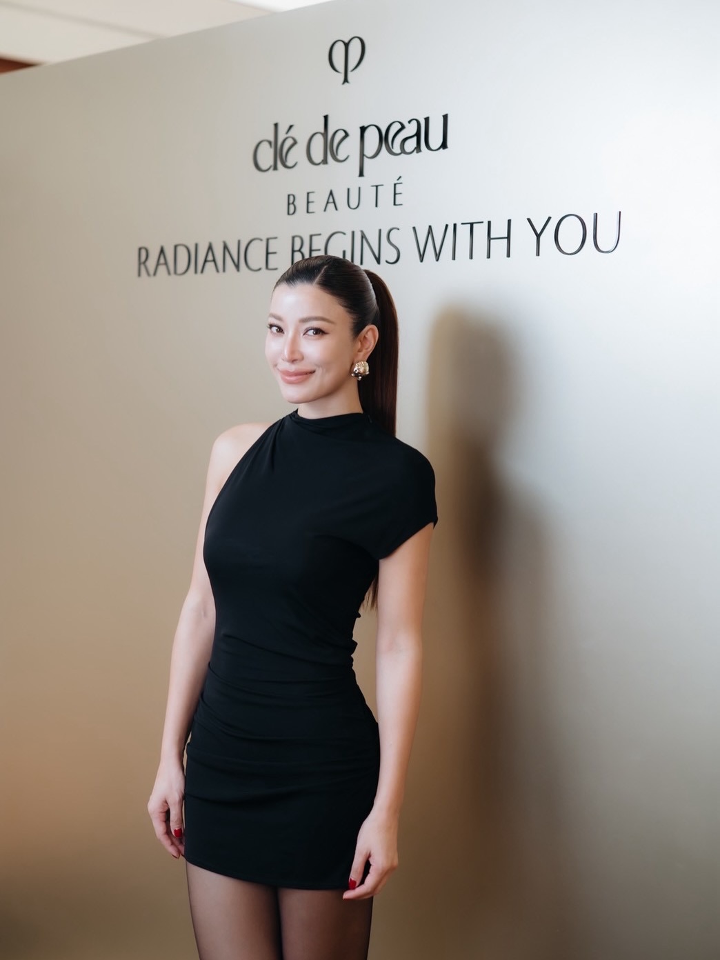 เอมมี่ - มรกต กิตติสาระ