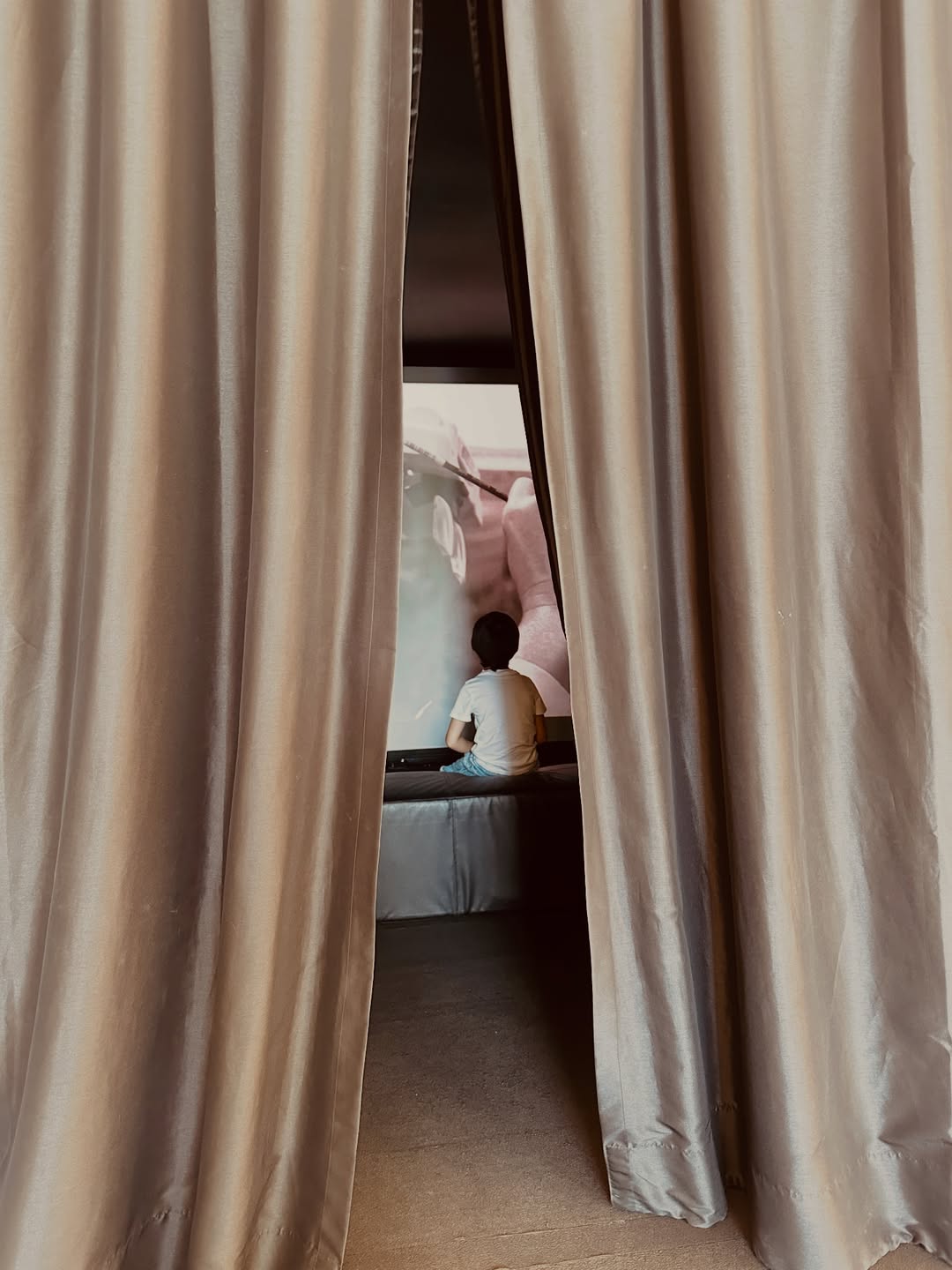 เอมมี่ - มรกต กิตติสาระ