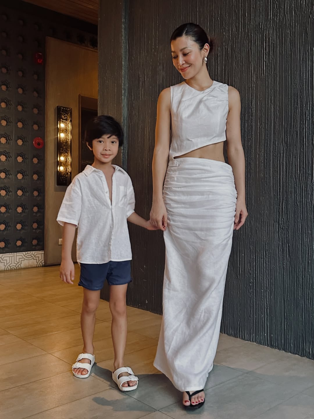 เอมมี่ - มรกต กิตติสาระ