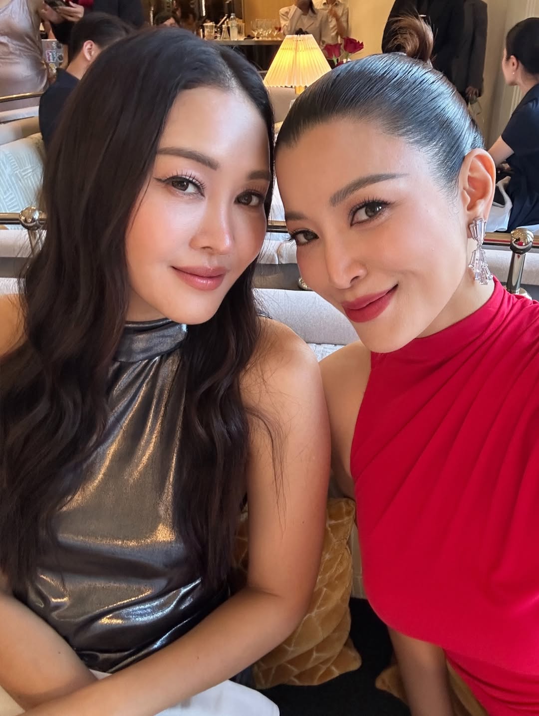 เอมมี่ - มรกต กิตติสาระ