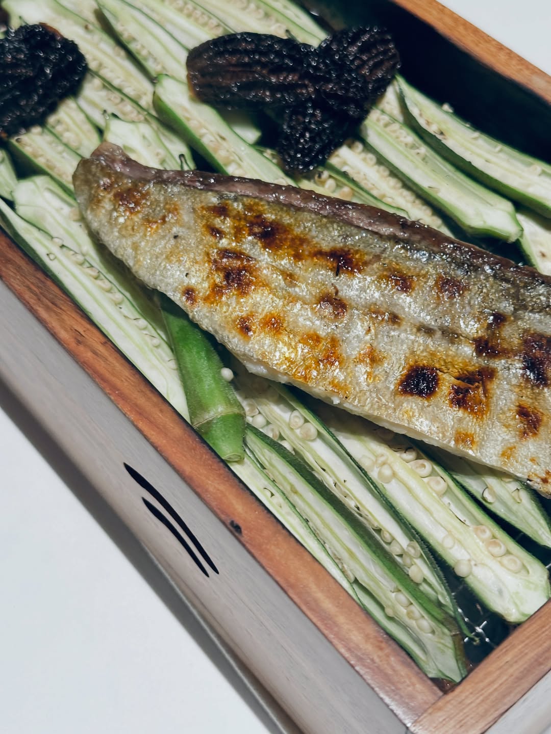 เอมมี่ - มรกต กิตติสาระ