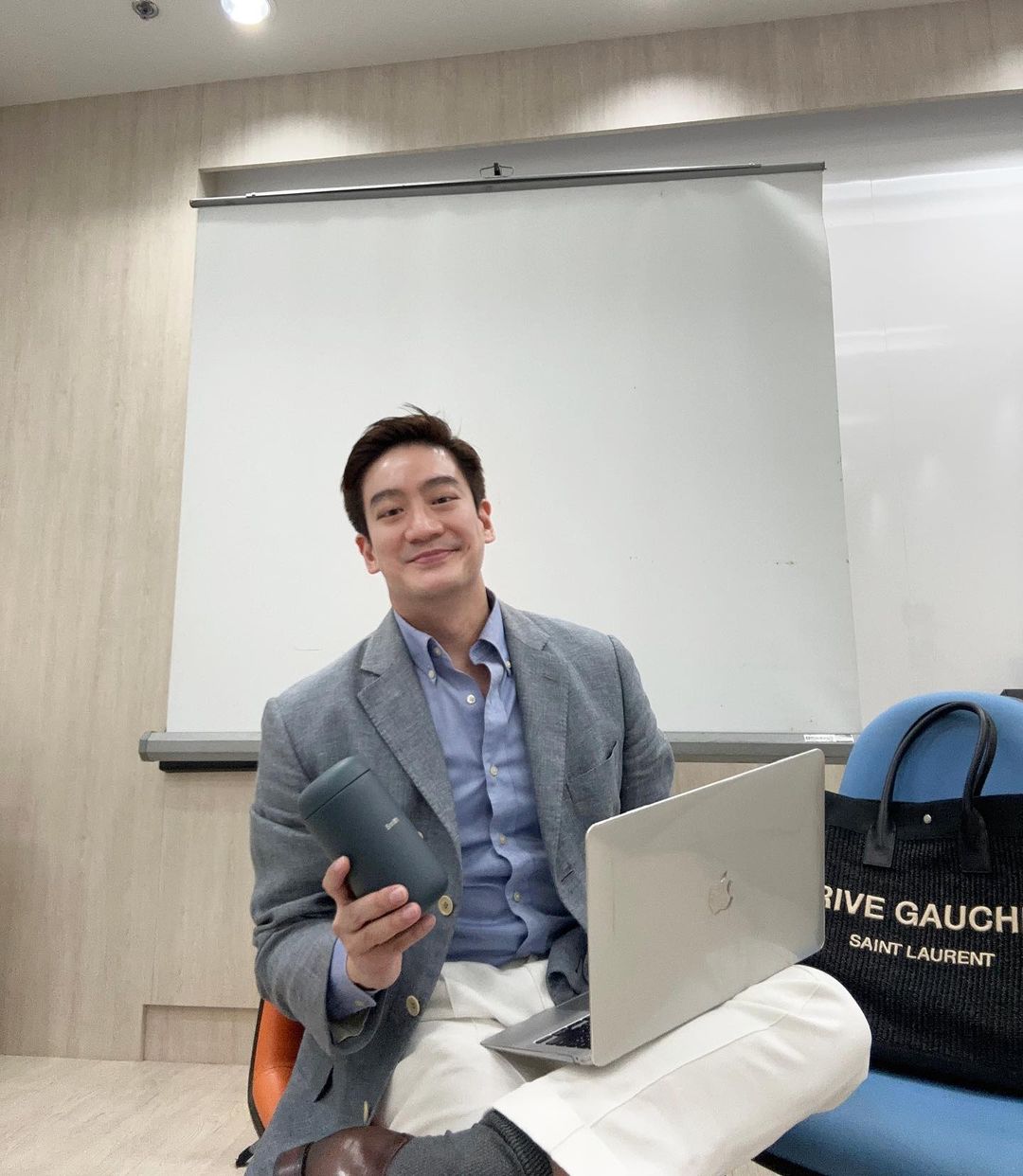 โอ๊ค - สมิทธิ์ อารยะสกุล