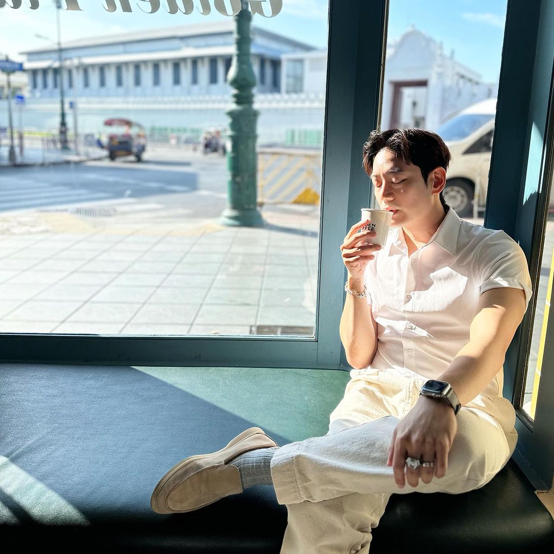 โอ๊ค - สมิทธิ์ อารยะสกุล