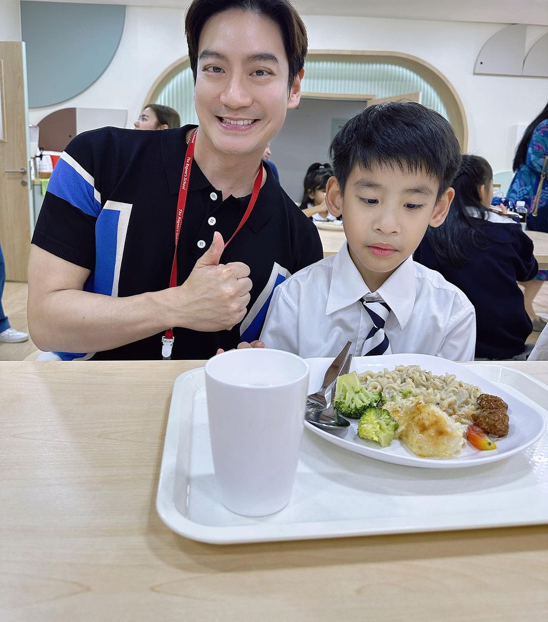 โอ๊ค - สมิทธิ์ อารยะสกุล