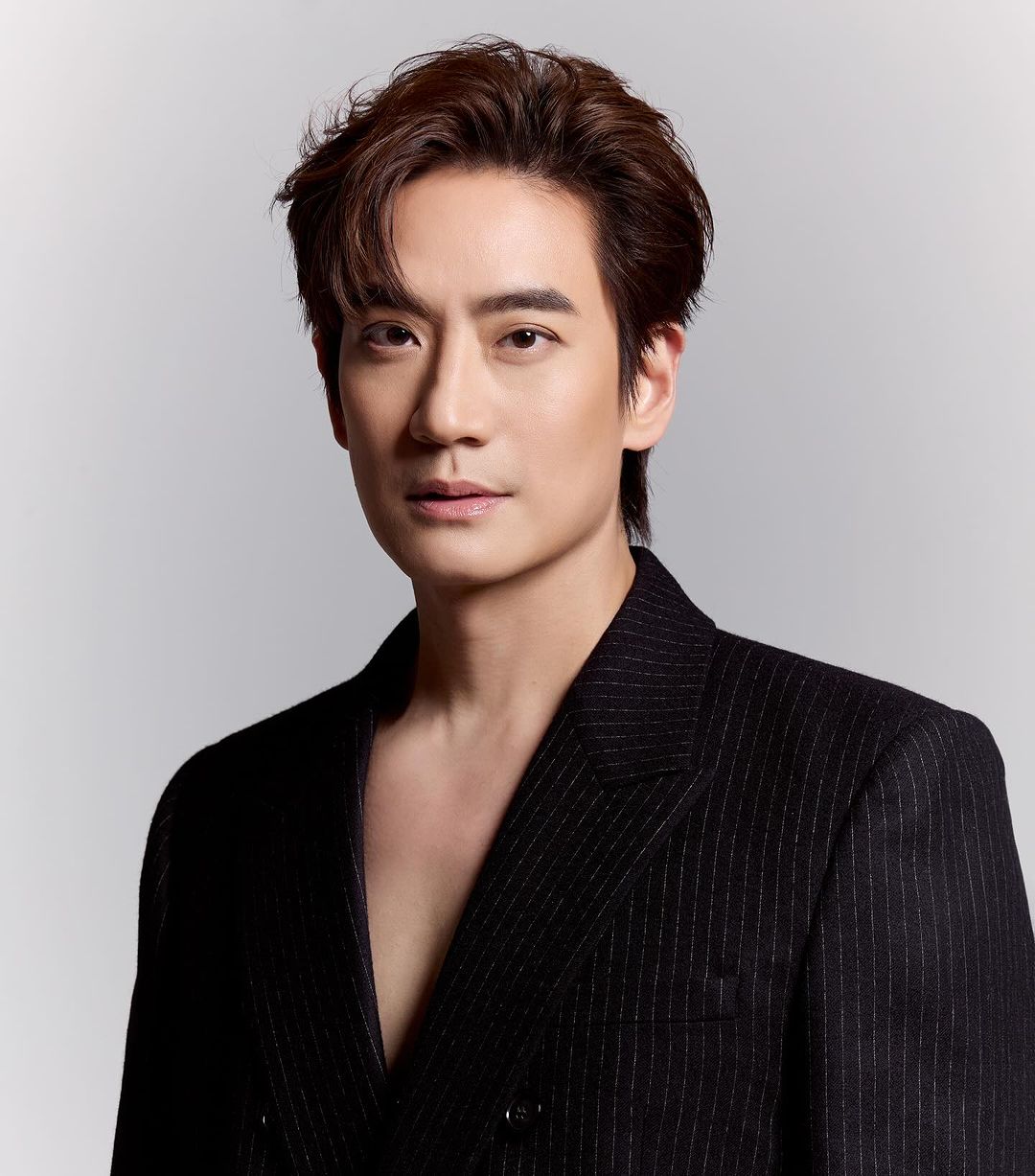 โอ๊ค - สมิทธิ์ อารยะสกุล