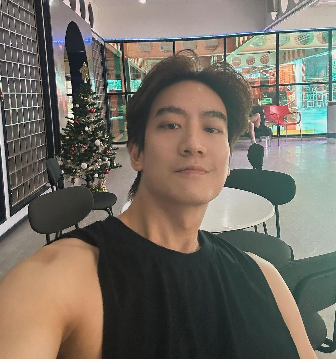 โอ๊ค - สมิทธิ์ อารยะสกุล