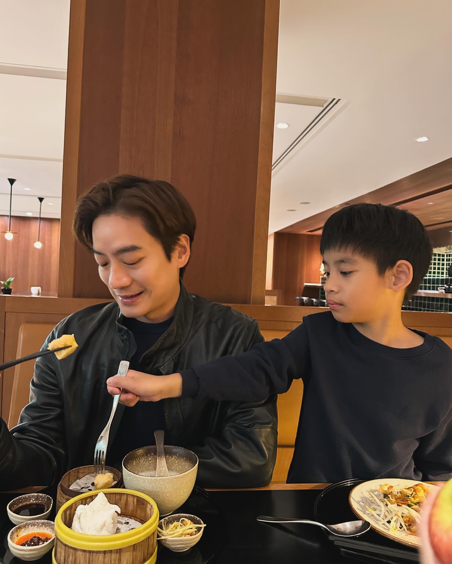 โอ๊ค - สมิทธิ์ อารยะสกุล