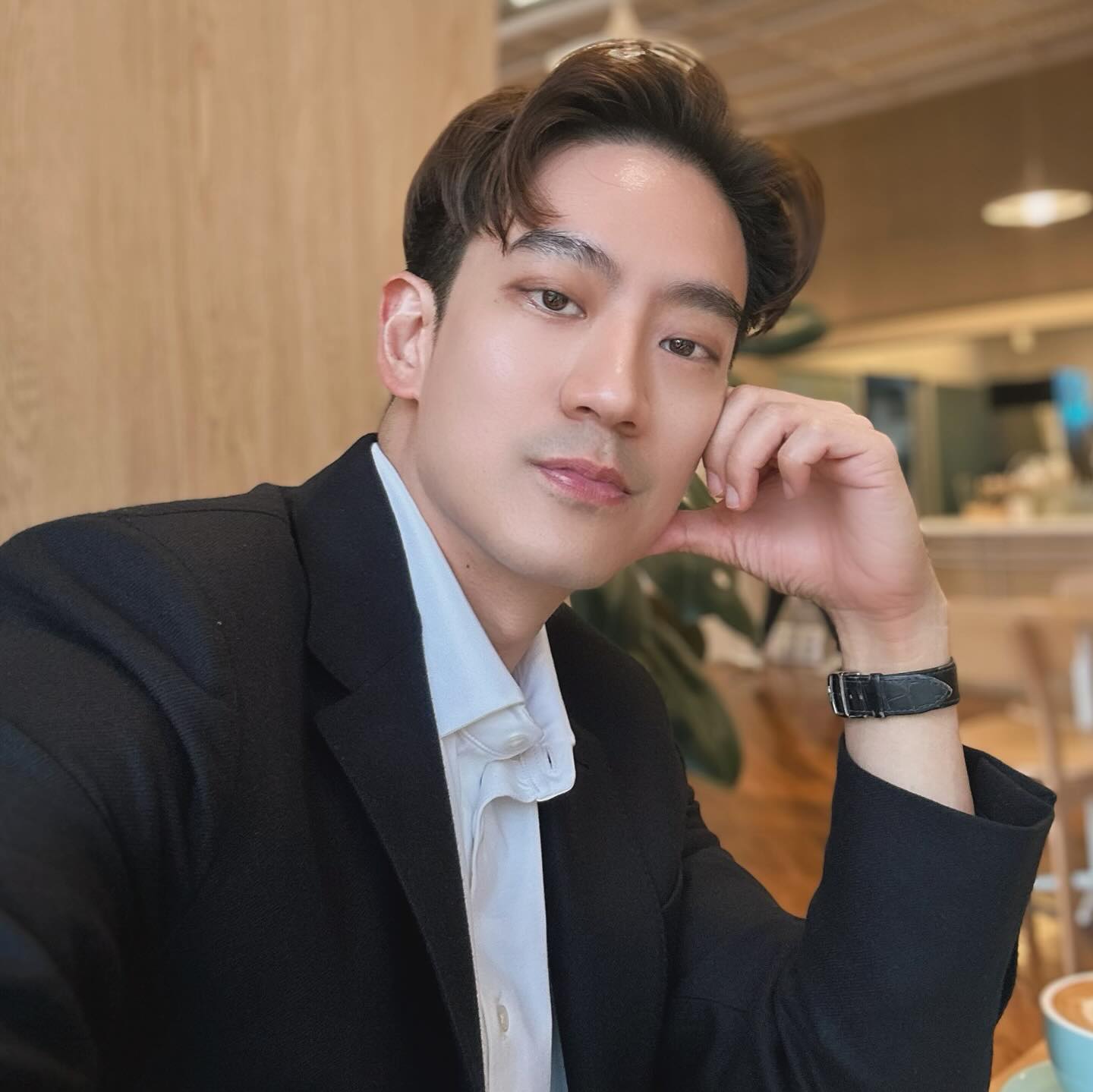 โอ๊ค - สมิทธิ์ อารยะสกุล