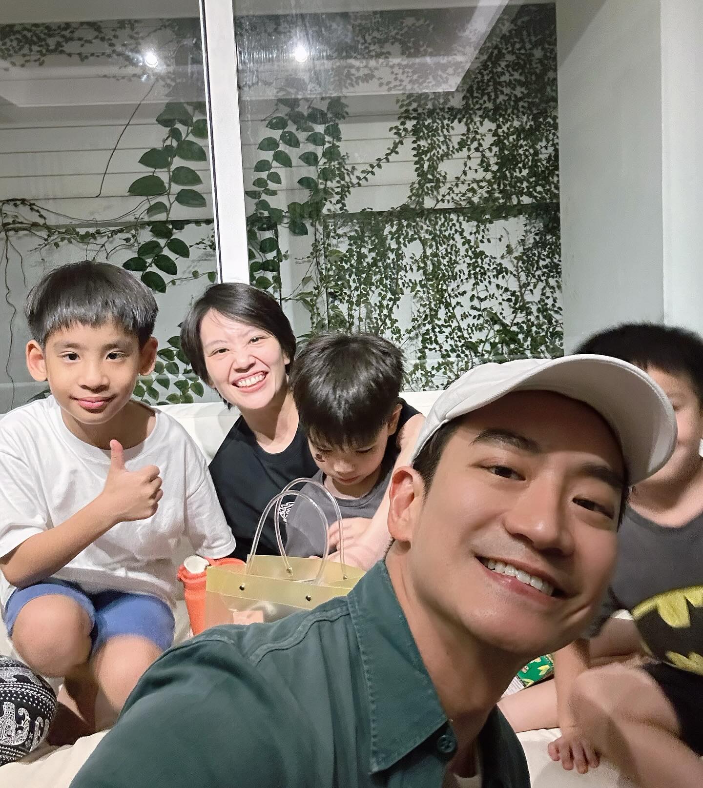 โอ๊ค - สมิทธิ์ อารยะสกุล