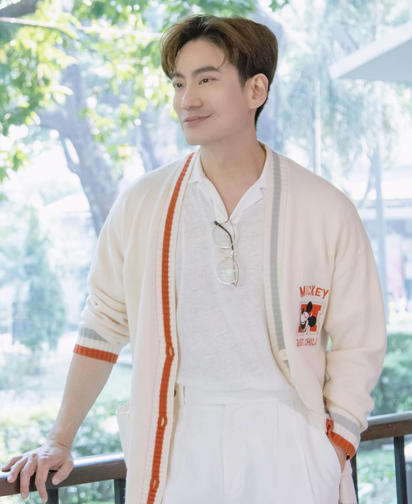 โอ๊ค - สมิทธิ์ อารยะสกุล