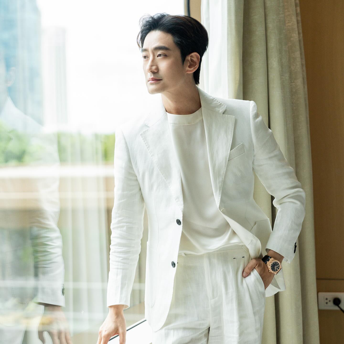 โอ๊ค - สมิทธิ์ อารยะสกุล