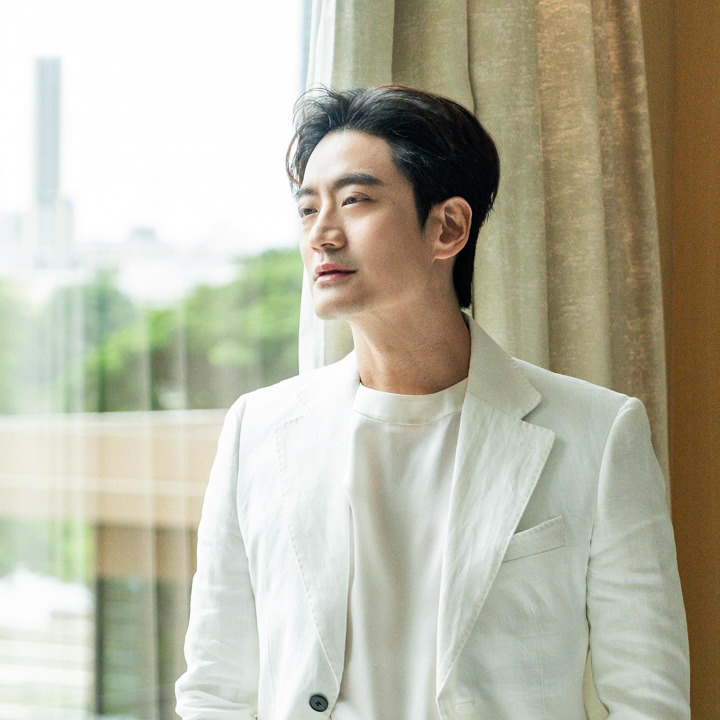 โอ๊ค - สมิทธิ์ อารยะสกุล