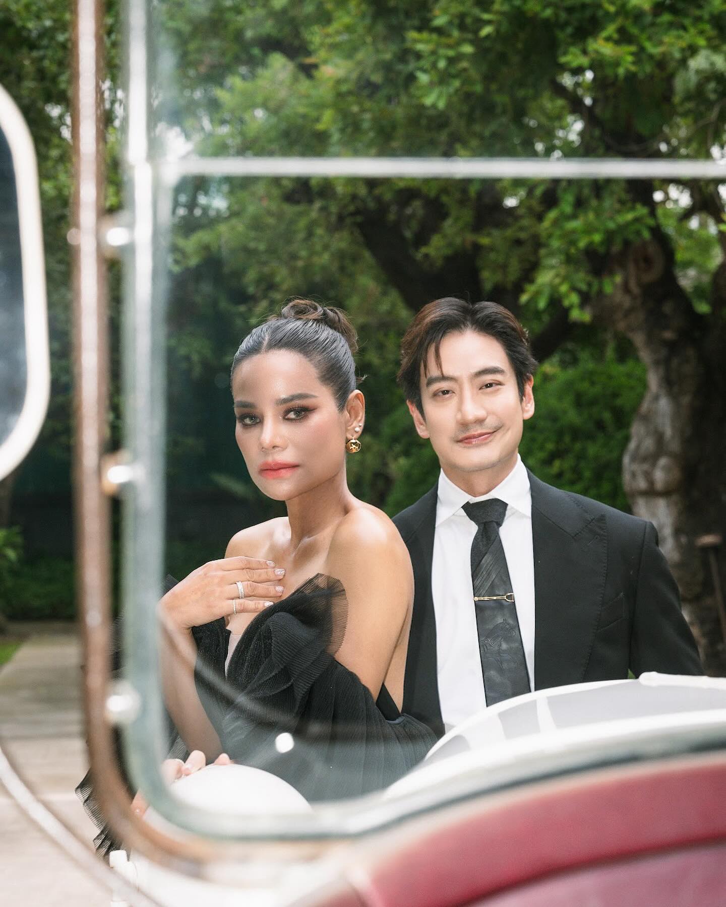 โอ๊ค - สมิทธิ์ อารยะสกุล