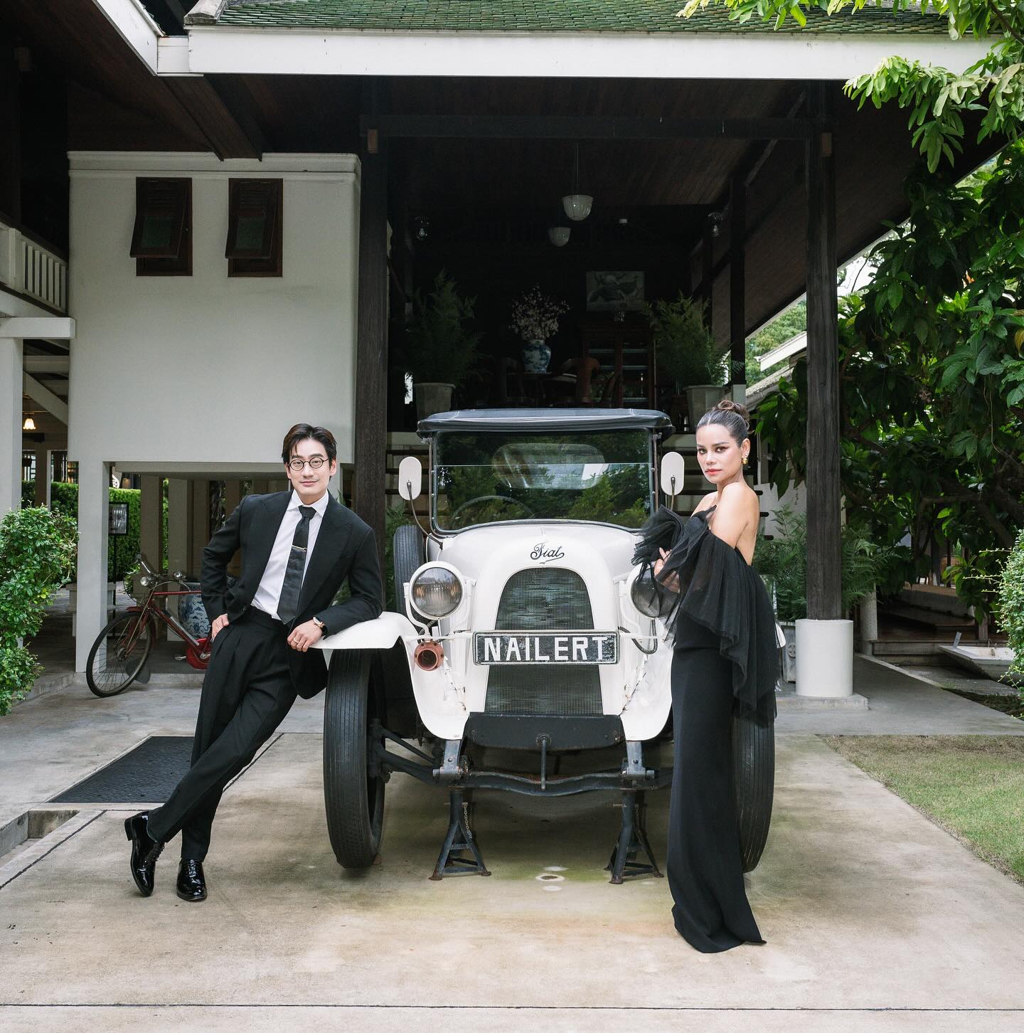 โอ๊ค - สมิทธิ์ อารยะสกุล