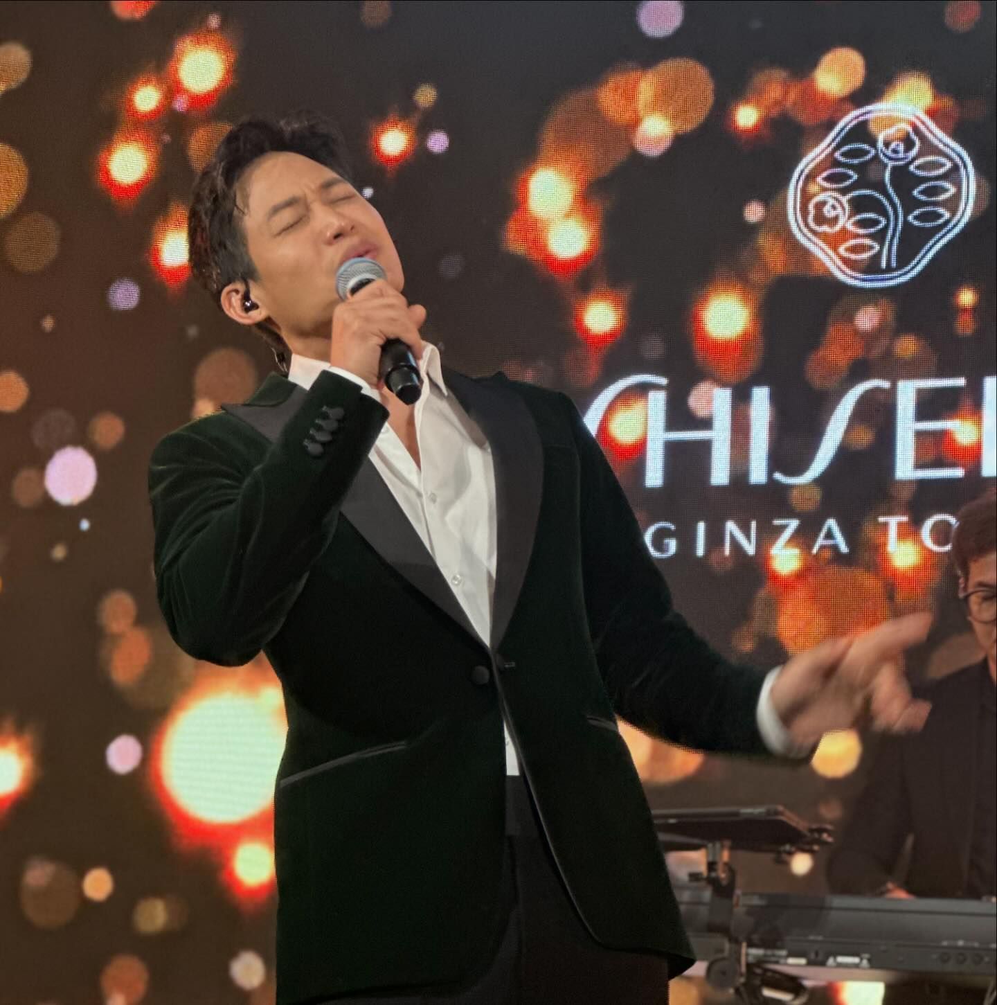 โอ๊ค - สมิทธิ์ อารยะสกุล