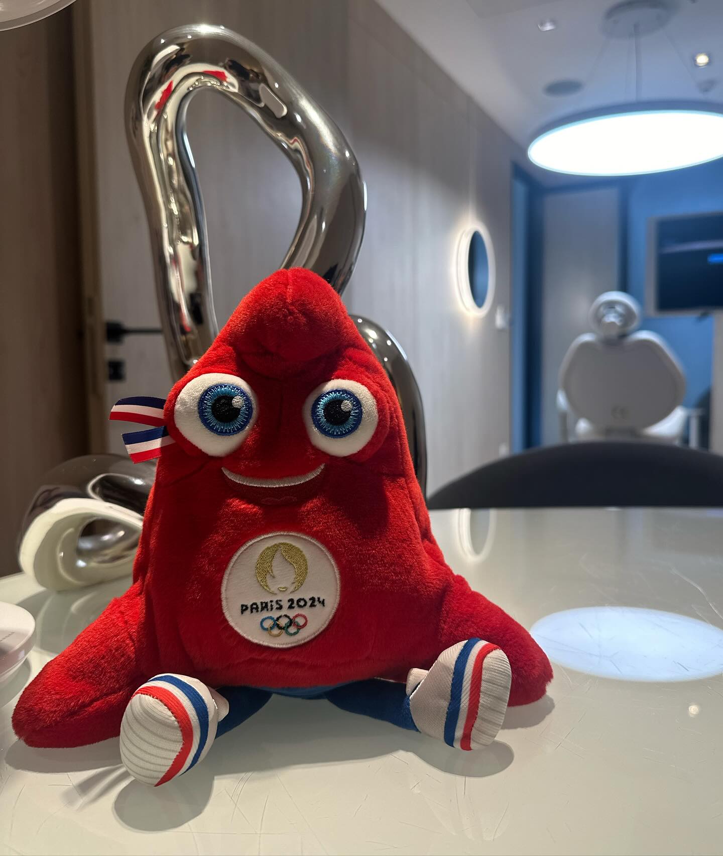 โอ๊ค - สมิทธิ์ อารยะสกุล