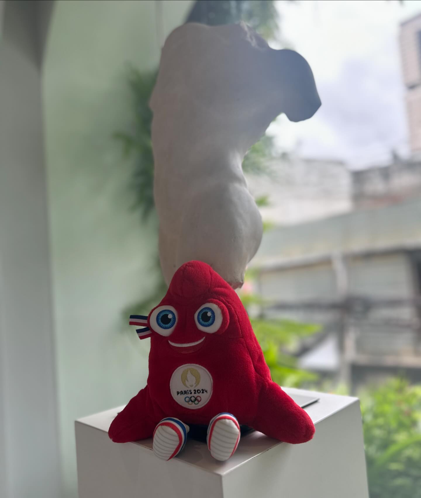 โอ๊ค - สมิทธิ์ อารยะสกุล