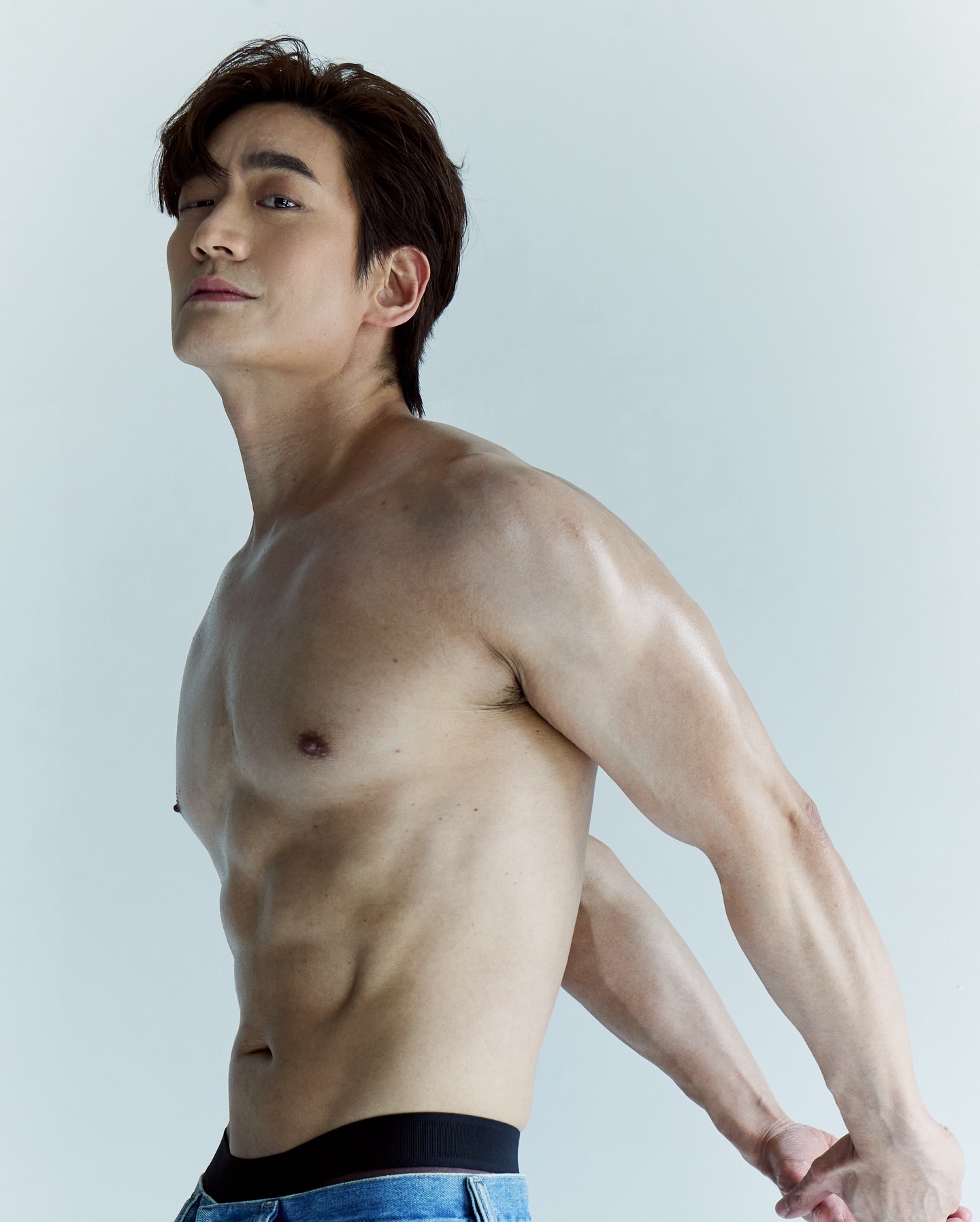 โอ๊ค - สมิทธิ์ อารยะสกุล