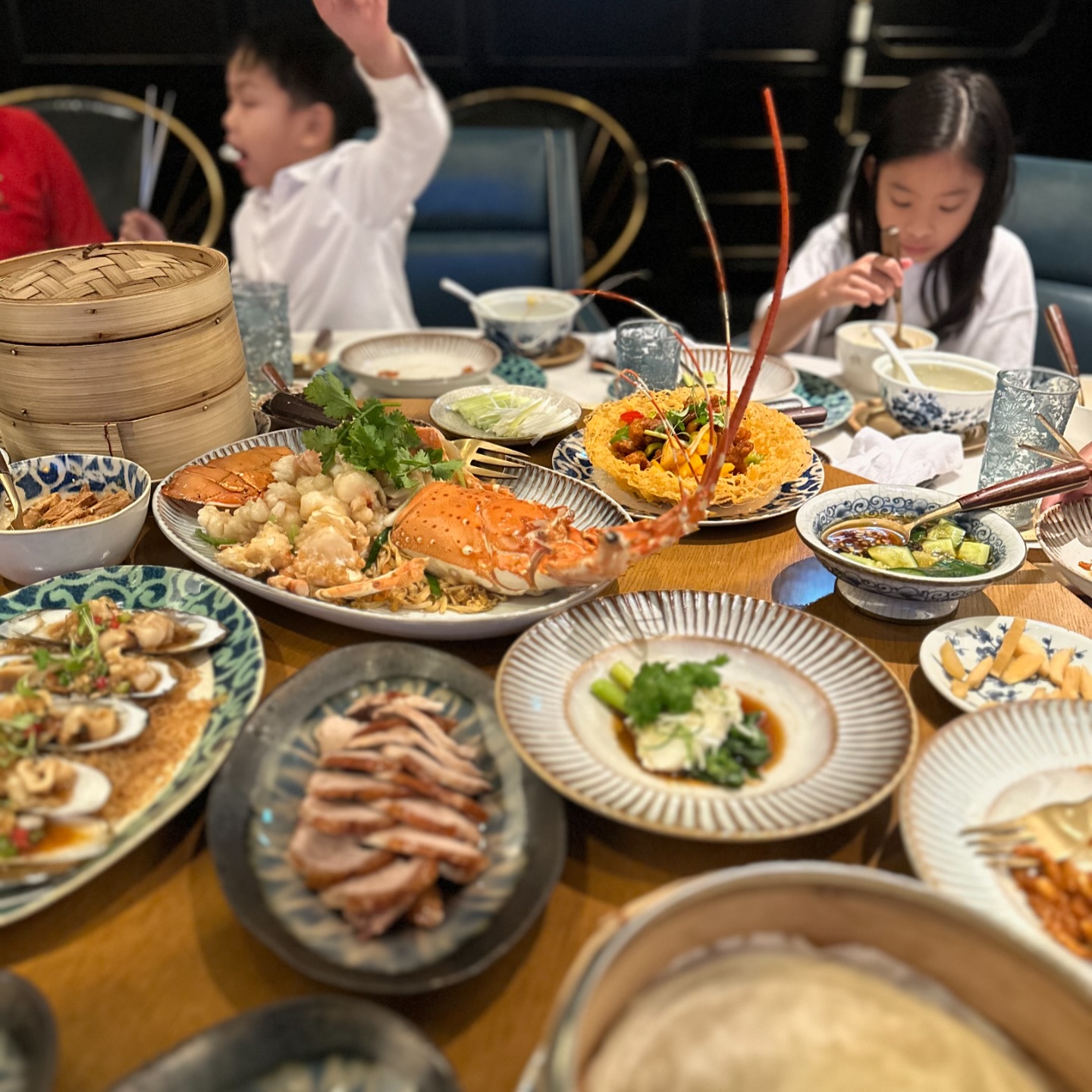 โอ๊ค - สมิทธิ์ อารยะสกุล