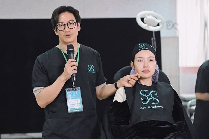 โอ๊ค - สมิทธิ์ อารยะสกุล