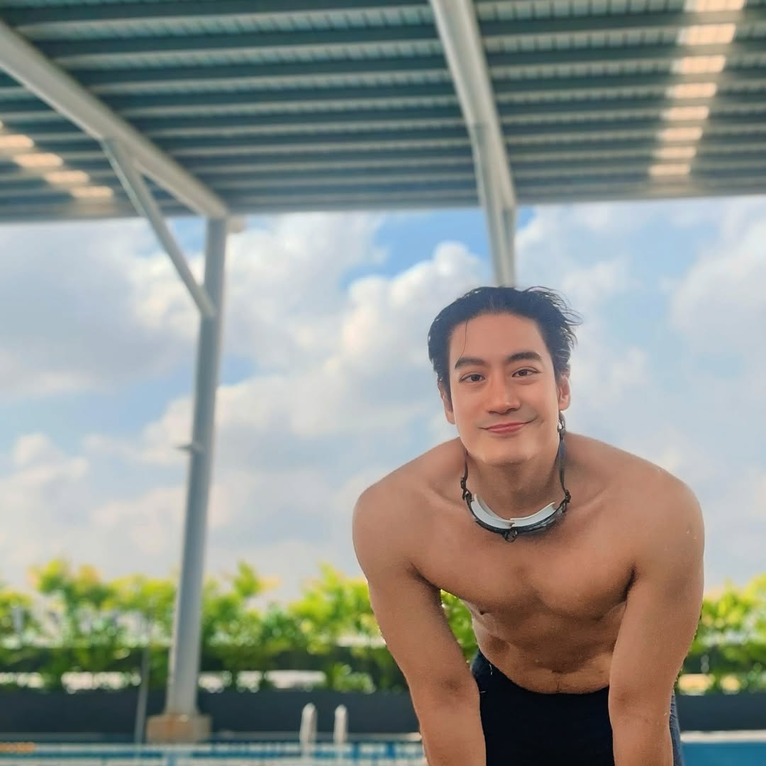 โอ๊ค - สมิทธิ์ อารยะสกุล