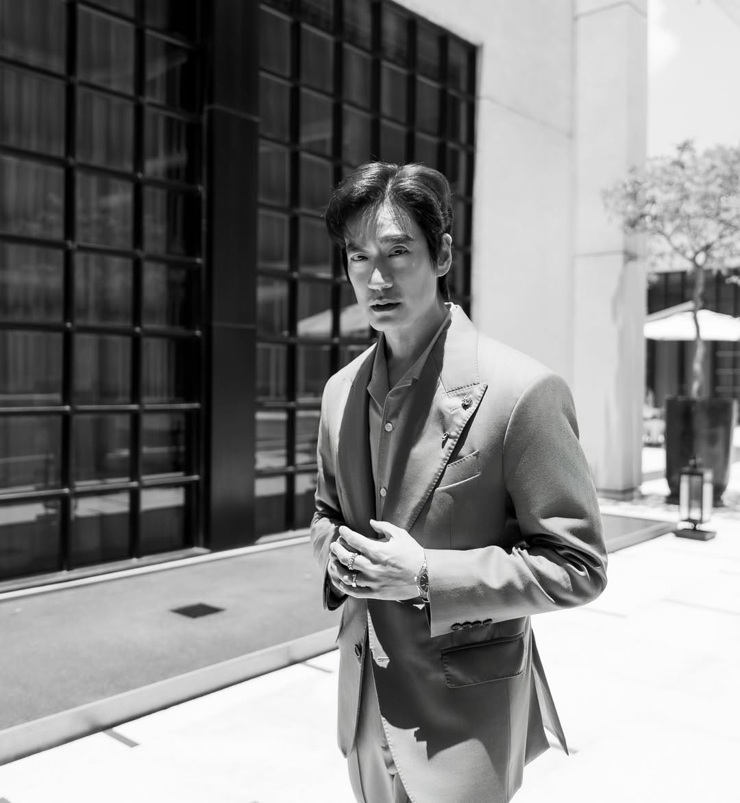 โอ๊ค - สมิทธิ์ อารยะสกุล