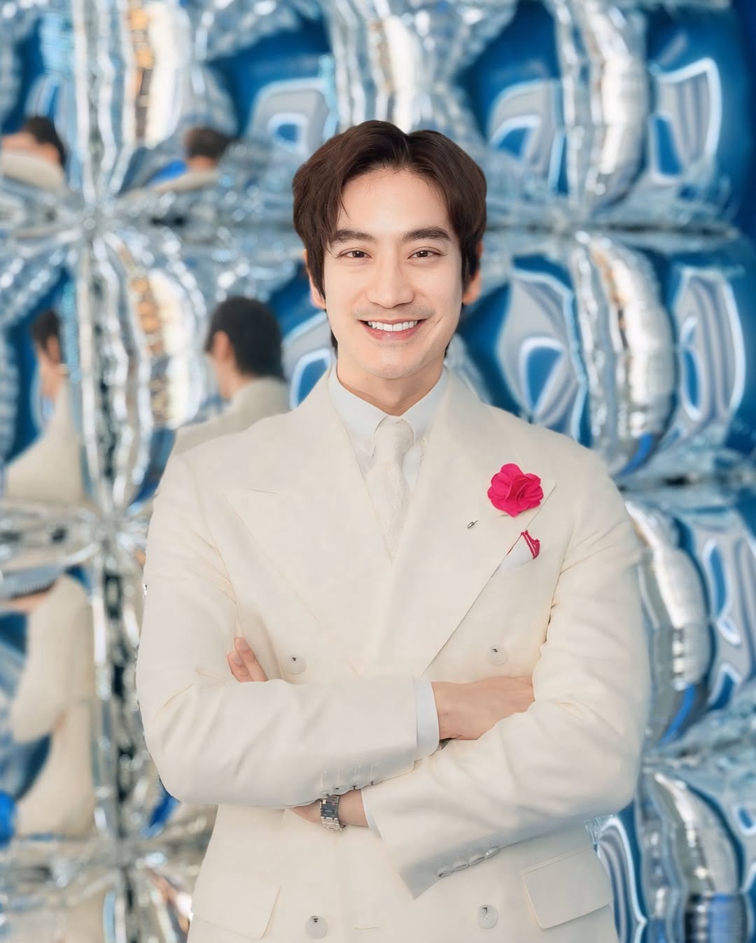โอ๊ค - สมิทธิ์ อารยะสกุล