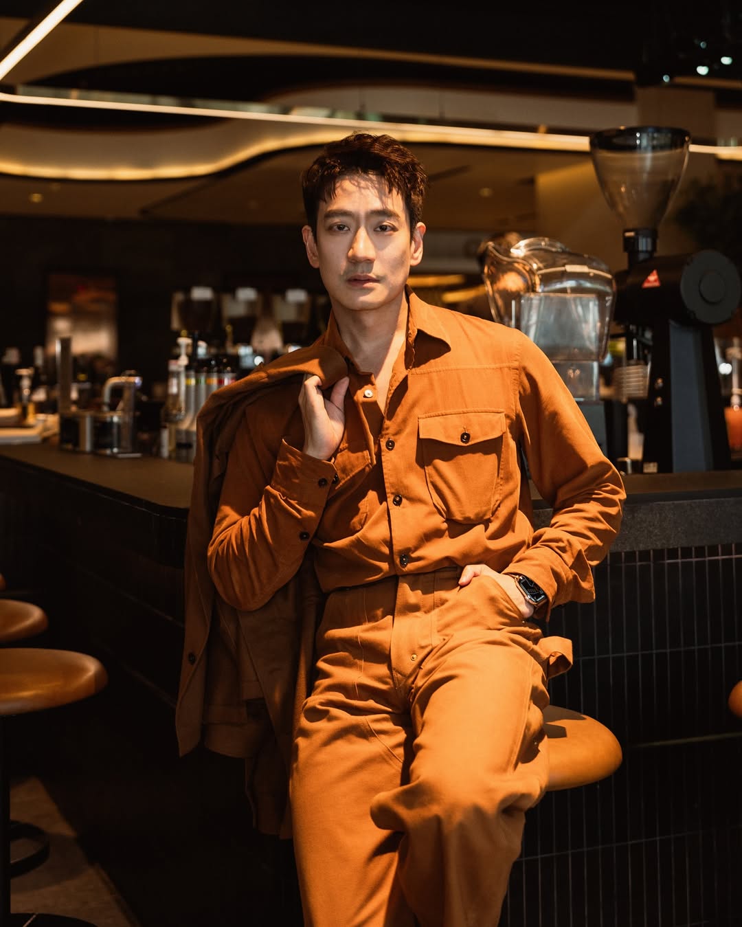 โอ๊ค - สมิทธิ์ อารยะสกุล