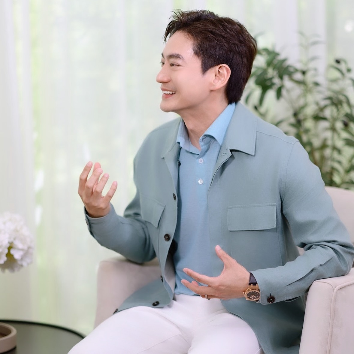 โอ๊ค - สมิทธิ์ อารยะสกุล