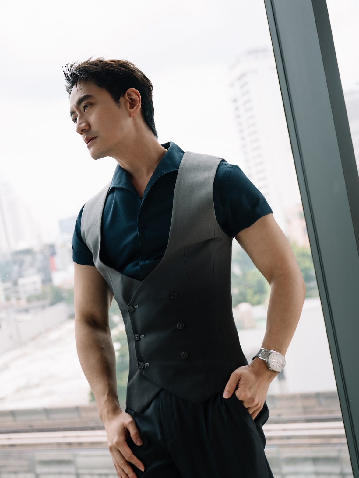 โอ๊ค - สมิทธิ์ อารยะสกุล