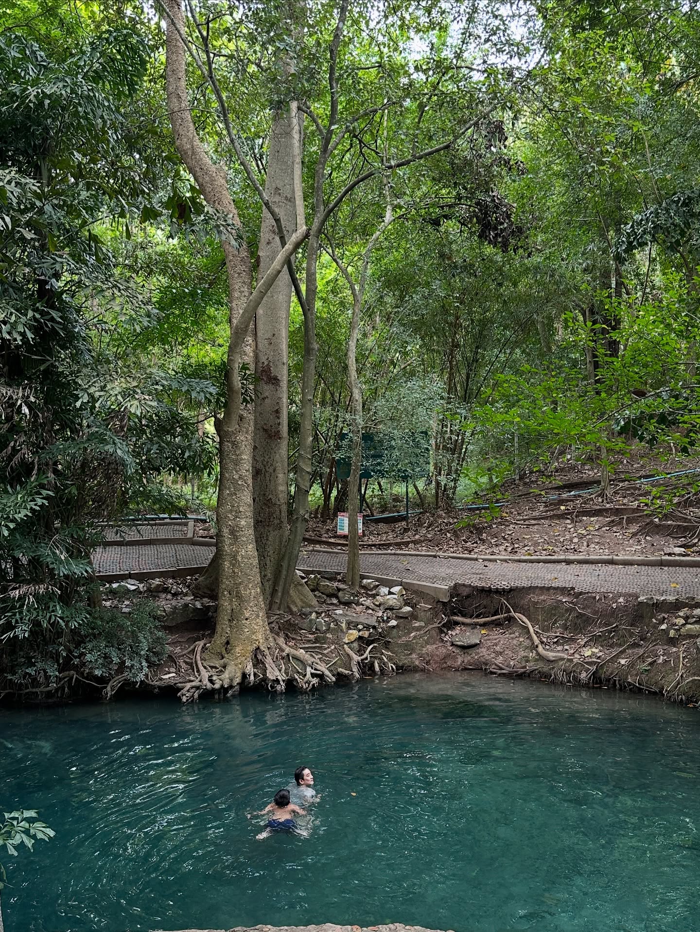 โอ๊ค - สมิทธิ์ อารยะสกุล