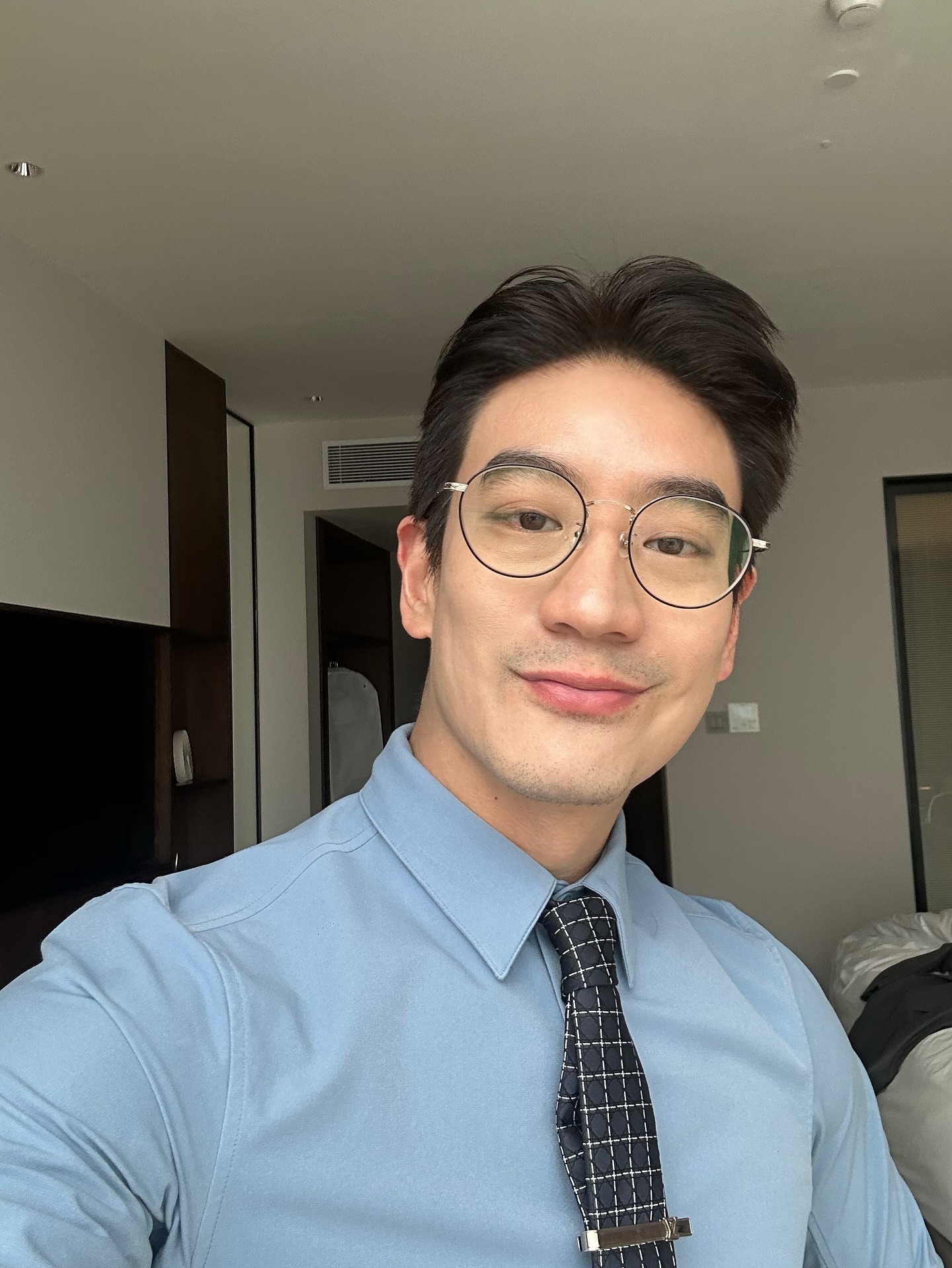 โอ๊ค - สมิทธิ์ อารยะสกุล
