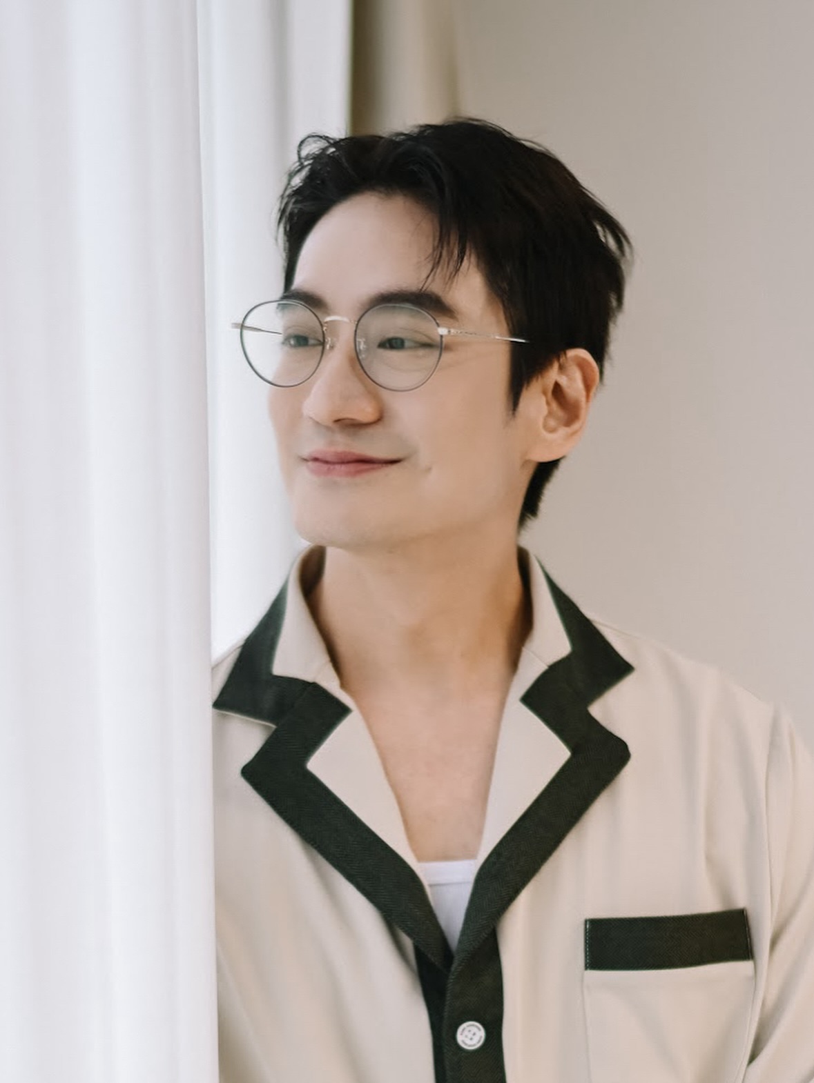 โอ๊ค - สมิทธิ์ อารยะสกุล