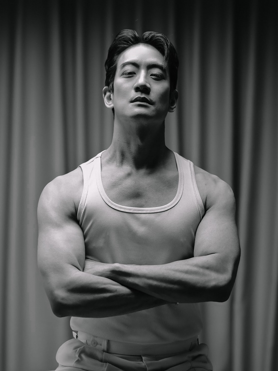 โอ๊ค - สมิทธิ์ อารยะสกุล