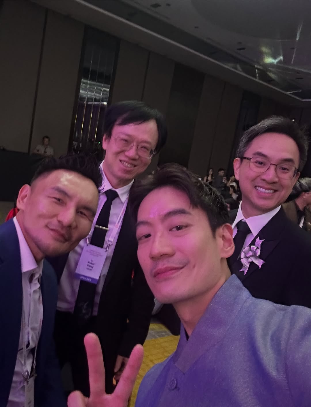 โอ๊ค - สมิทธิ์ อารยะสกุล