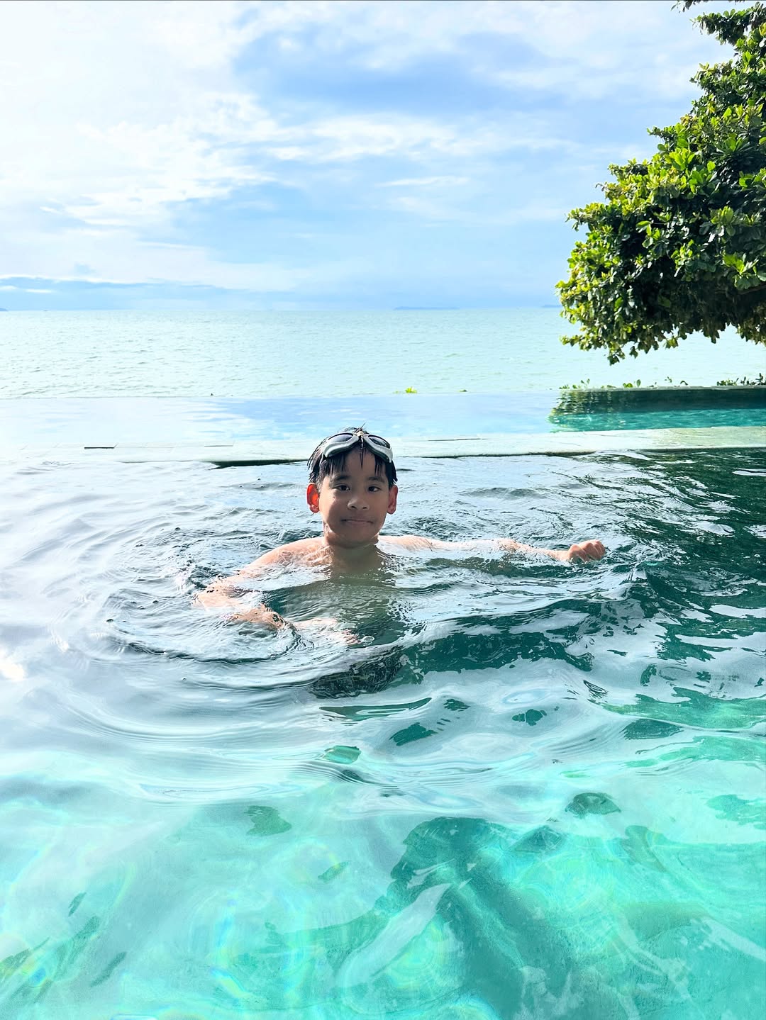 โอ๊ค - สมิทธิ์ อารยะสกุล