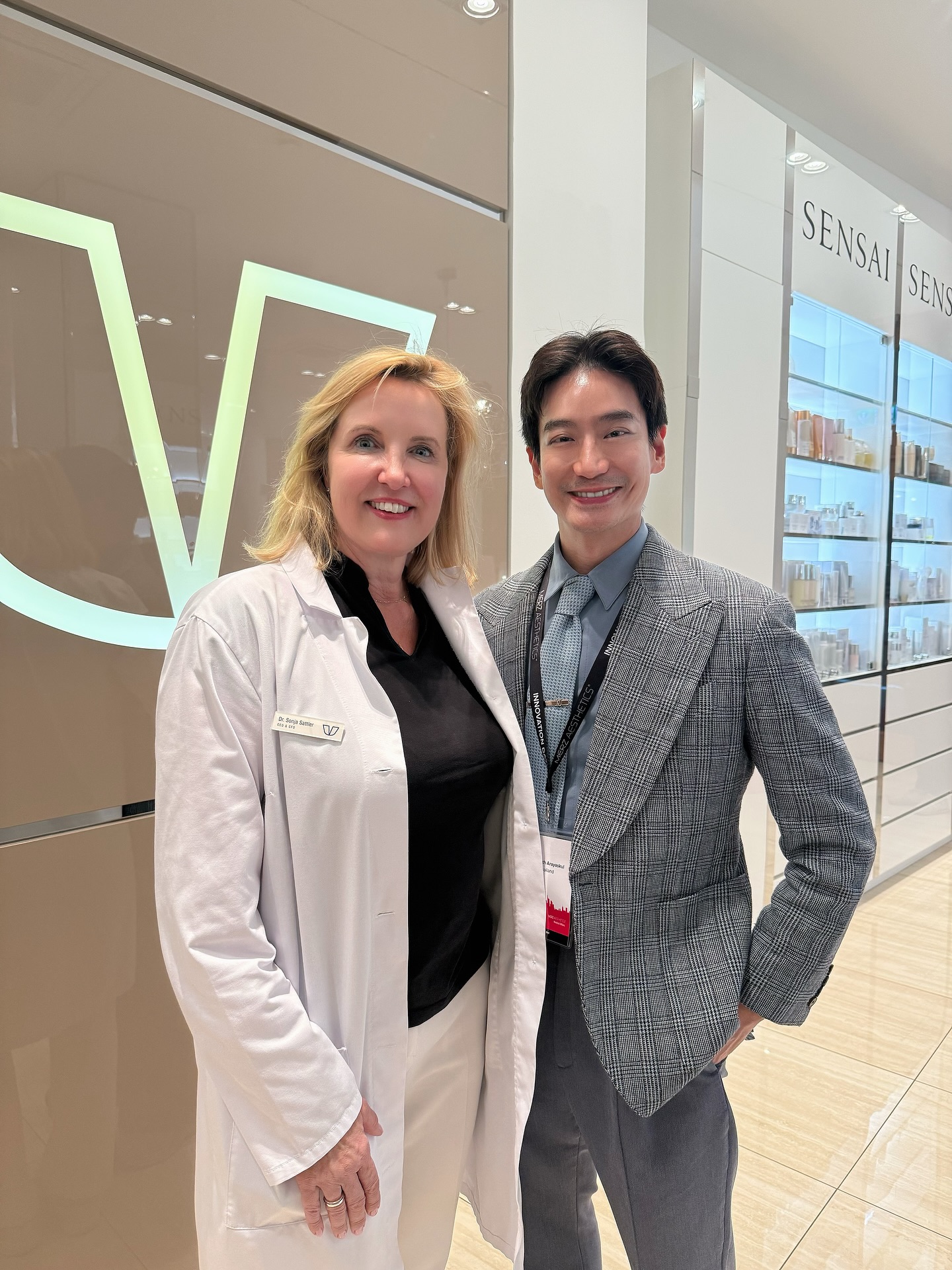 โอ๊ค - สมิทธิ์ อารยะสกุล