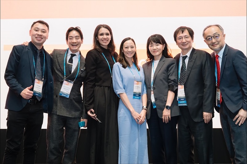 โอ๊ค - สมิทธิ์ อารยะสกุล