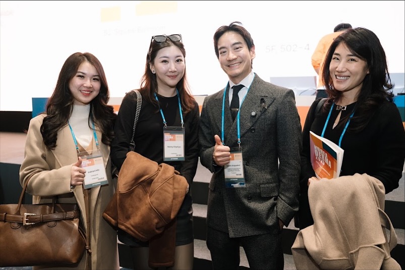 โอ๊ค - สมิทธิ์ อารยะสกุล