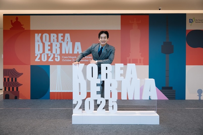 โอ๊ค - สมิทธิ์ อารยะสกุล