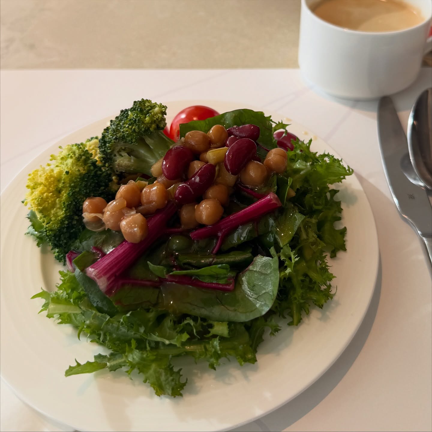 โอ๊ค - สมิทธิ์ อารยะสกุล