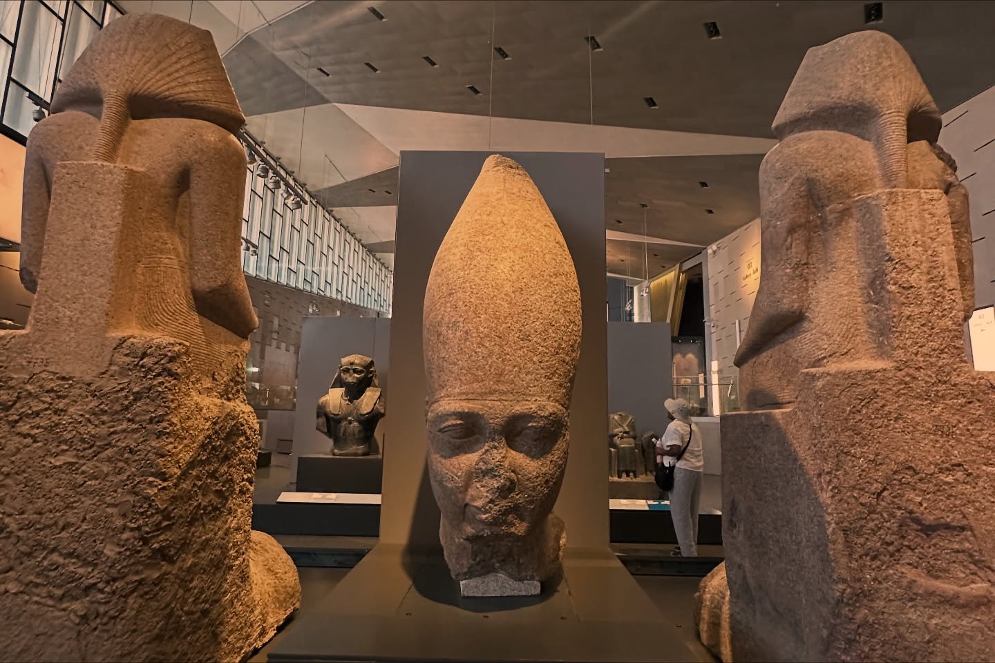 โอ๊ค - สมิทธิ์ อารยะสกุล