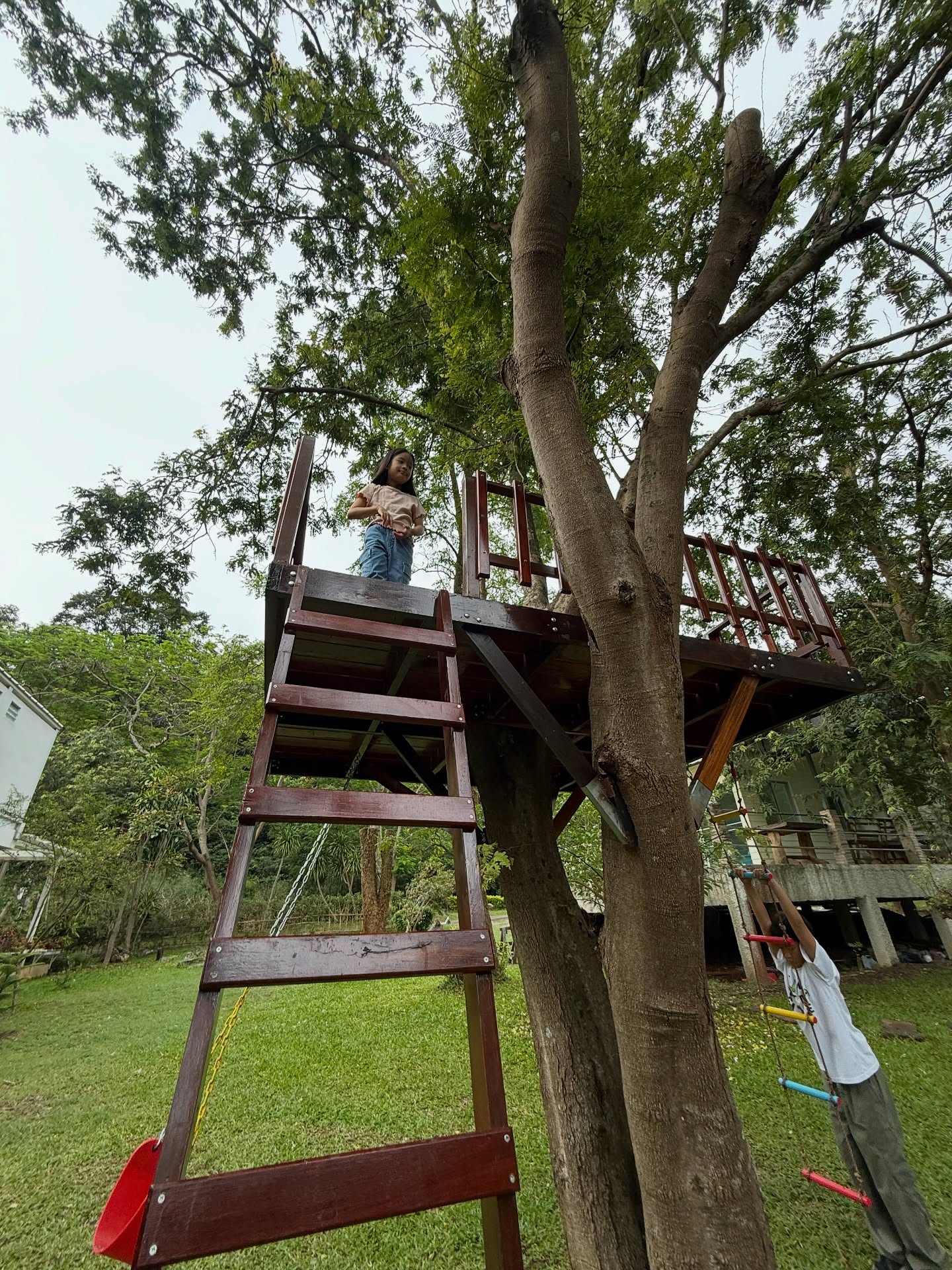 โอ๊ค - สมิทธิ์ อารยะสกุล