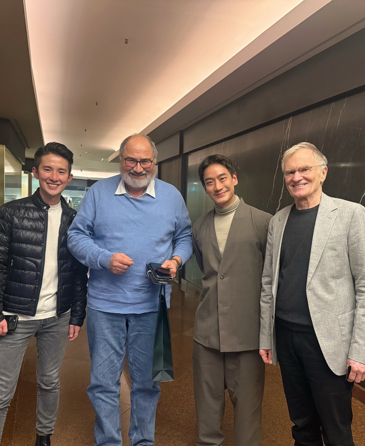 โอ๊ค - สมิทธิ์ อารยะสกุล